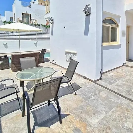 La - Protaras