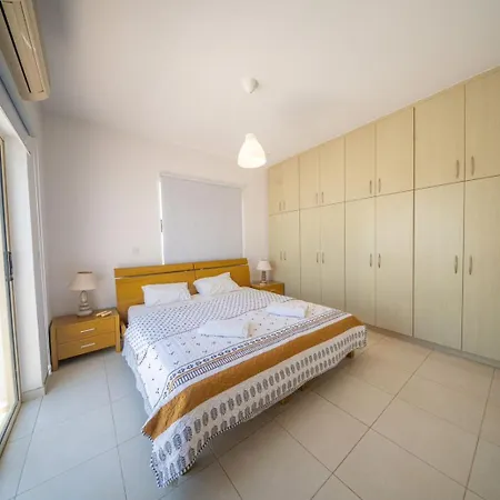 La - Protaras Villa Paralimni