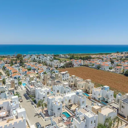 La Paralimni